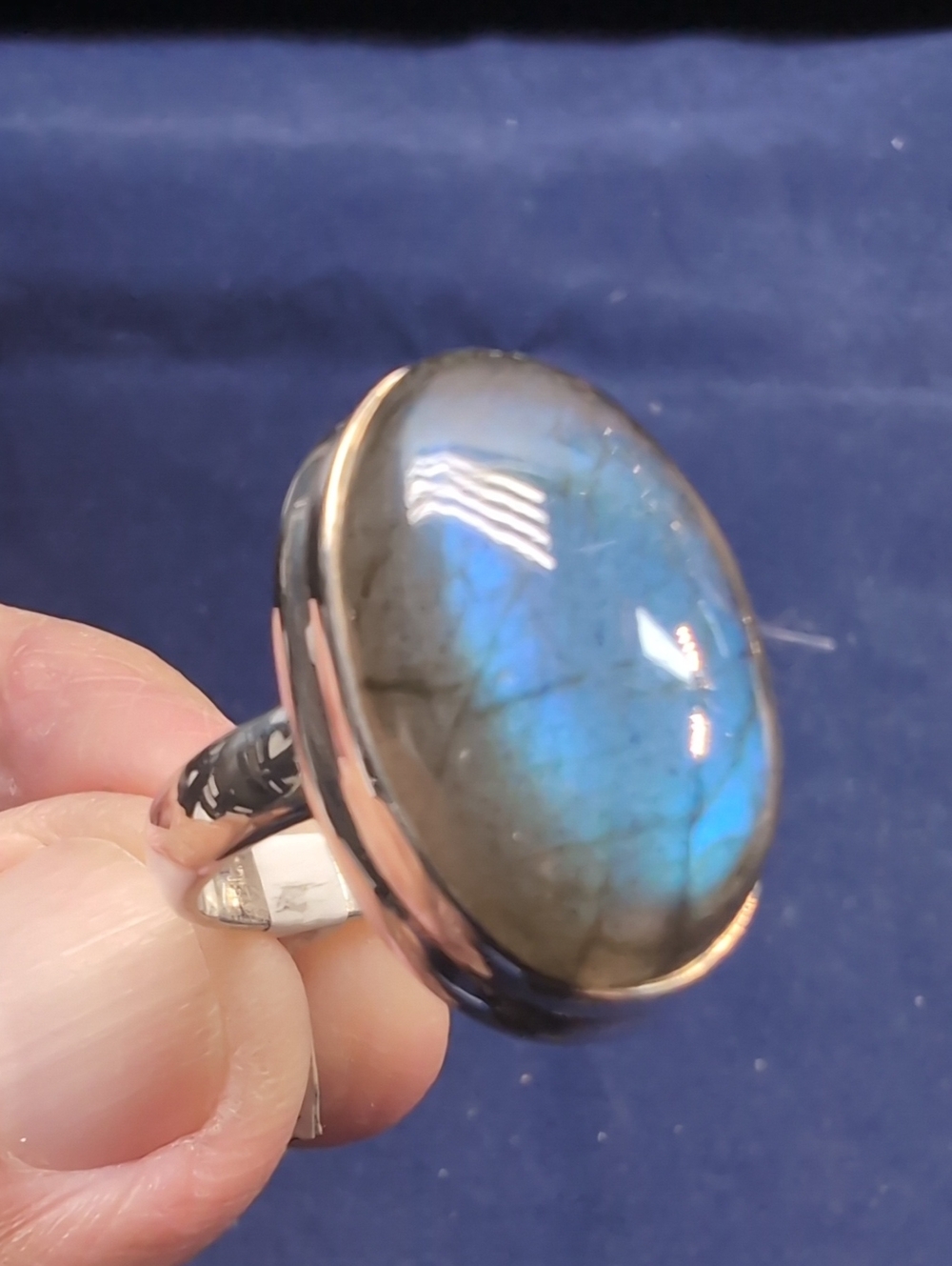 Sterling Silver Labradorite Oval Ring in Blue